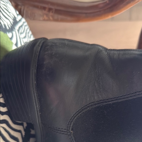 Black Leather Ankle Boots Blundstone Heel - Picture 6 of 13